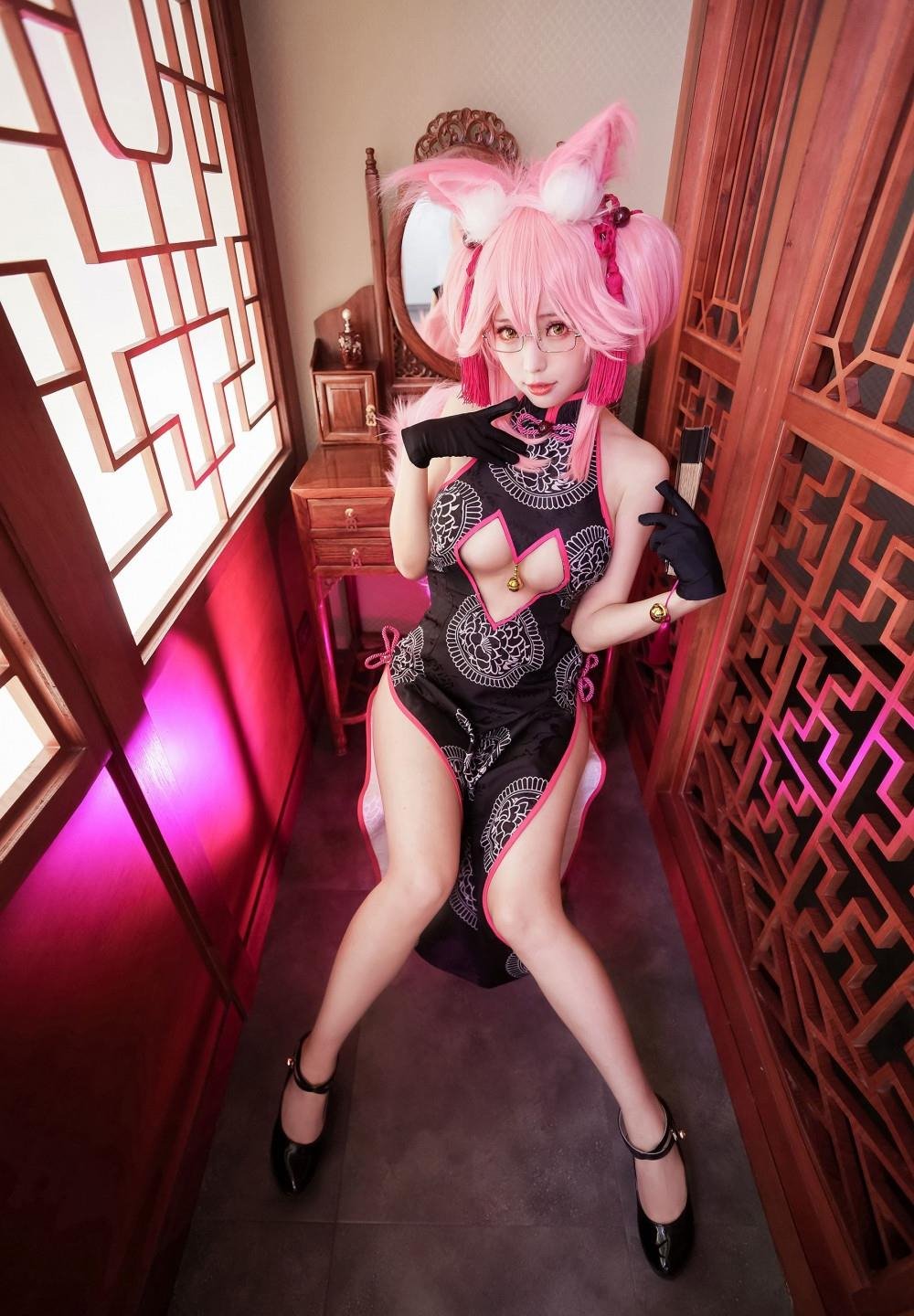 ����ع���֮͵�컻�¾������